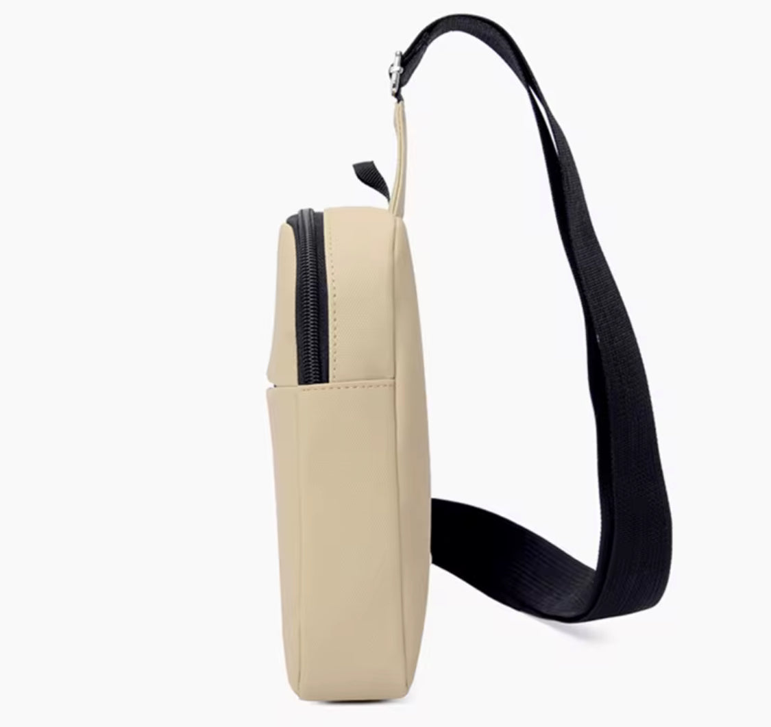 Small Crossbody Shoulder Bag All Black Compact Stylish Versatile Use Simple Design Convenient Carry for Camera & Smartphone Women's Backpack Sling